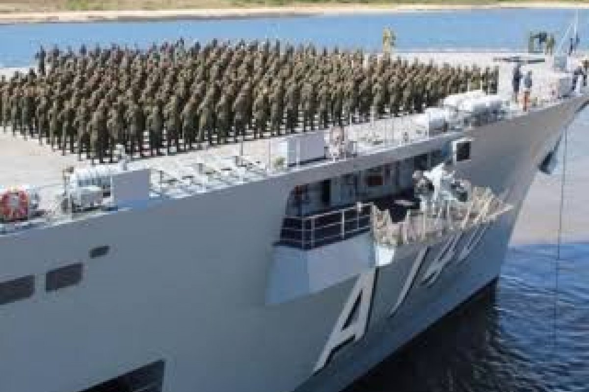 Marinha manda 700 homens ao Nordeste para ajudar na limpeza das áreas atingidas por óleo