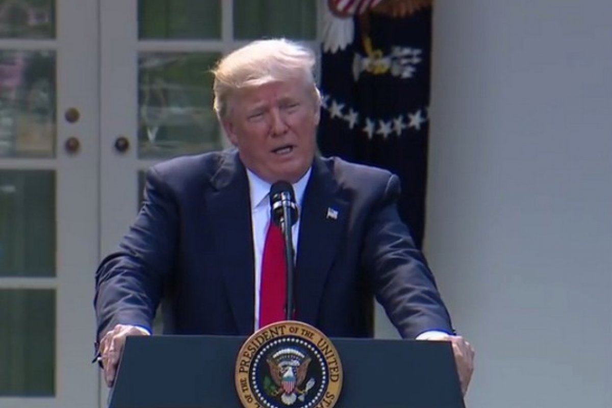 Departamento de Justiça diz que documentos na casa de Trump podem ter sido escondidos