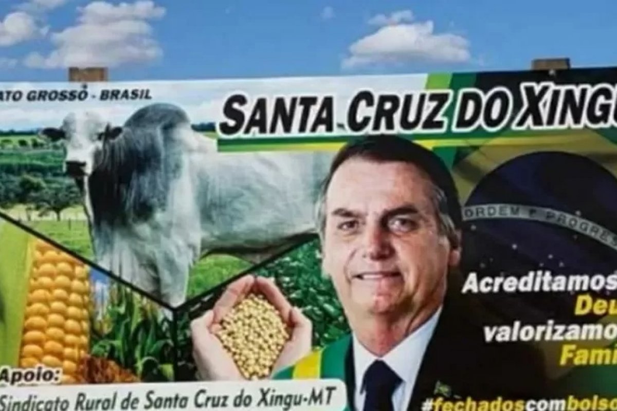 Justiça determina remoção de outdoor irregular a favor de Bolsonaro