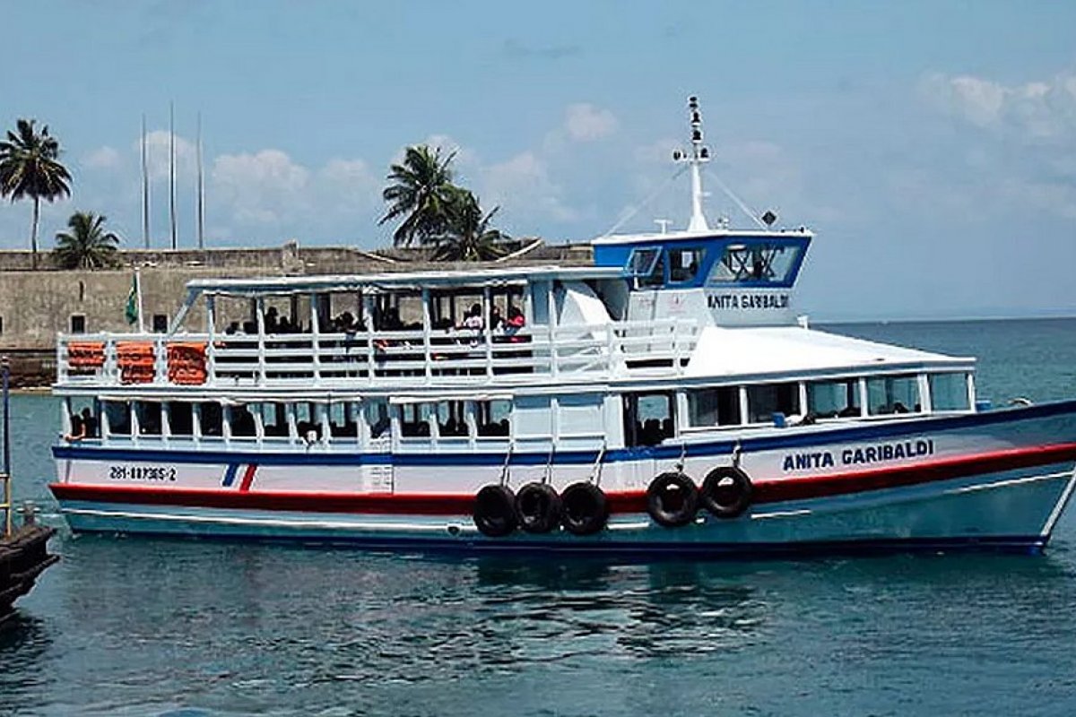 Travessia Salvador-Mar Grande segue suspensa; Morro de São Paulo opera com conexão