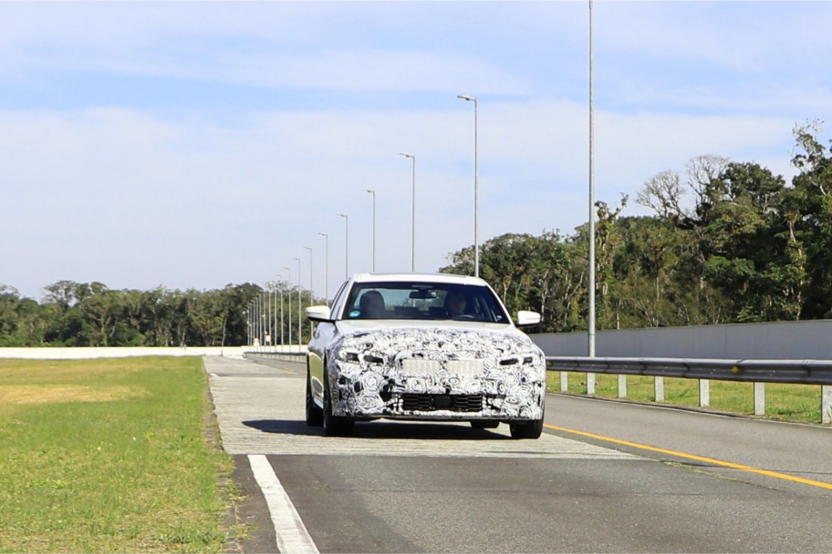 BMW abre fábrica brasileira em SC para visitantes