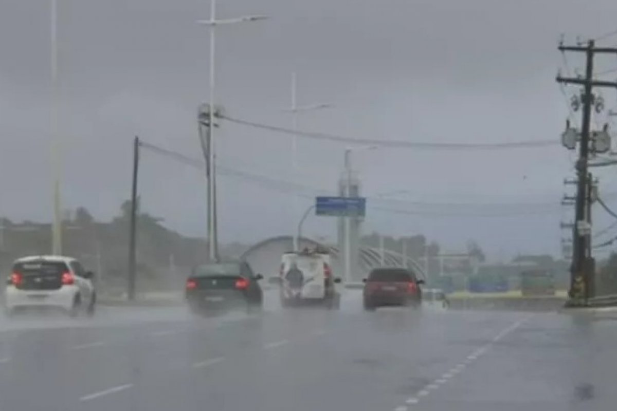Fim de Semana deve ser chuvoso na Bahia, diz Inmet