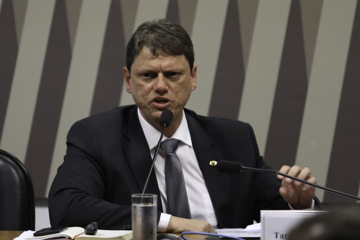 Ministério de Infraestrutura estuda fazer fusão de três estatais