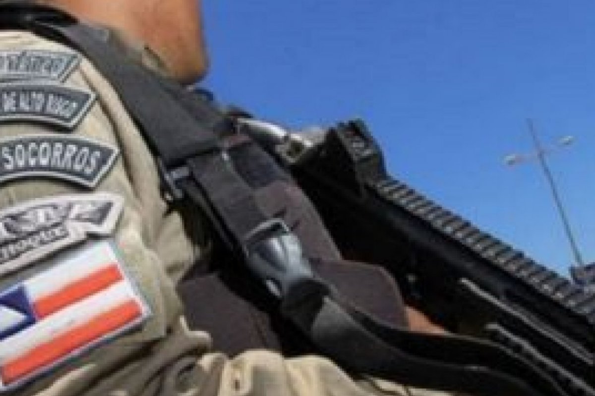 Polícia Militar detém suspeito de roubo em Feira de Santana (BA)