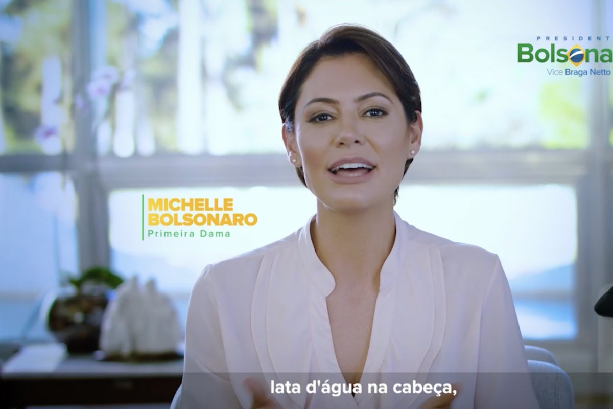 Novas veiculações de propagandas com Michelle Bolsonaro são suspensas pelo TSE