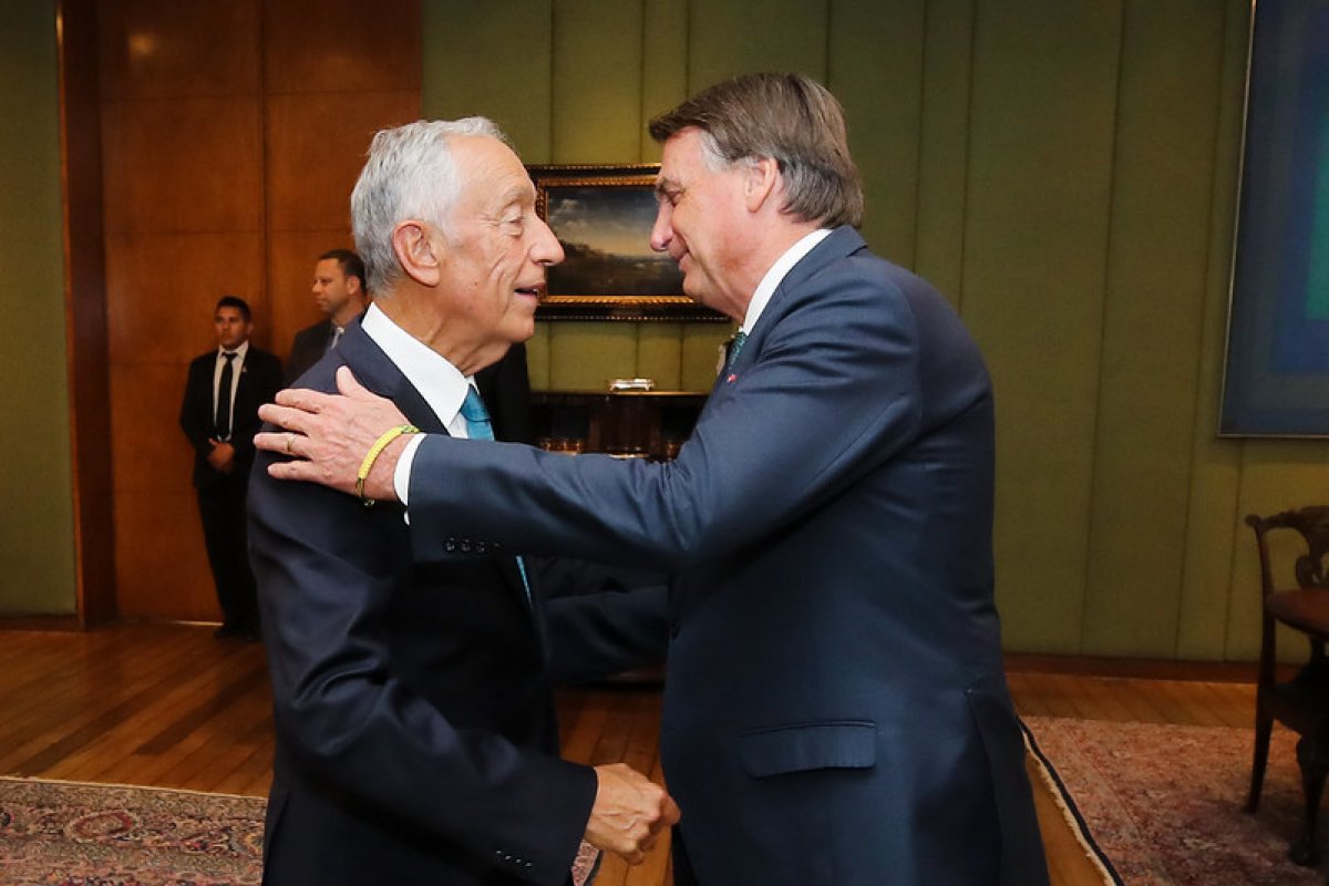 Presidente de Portugal diz que vinda ao Brasil não tem caráter político e eleitoral