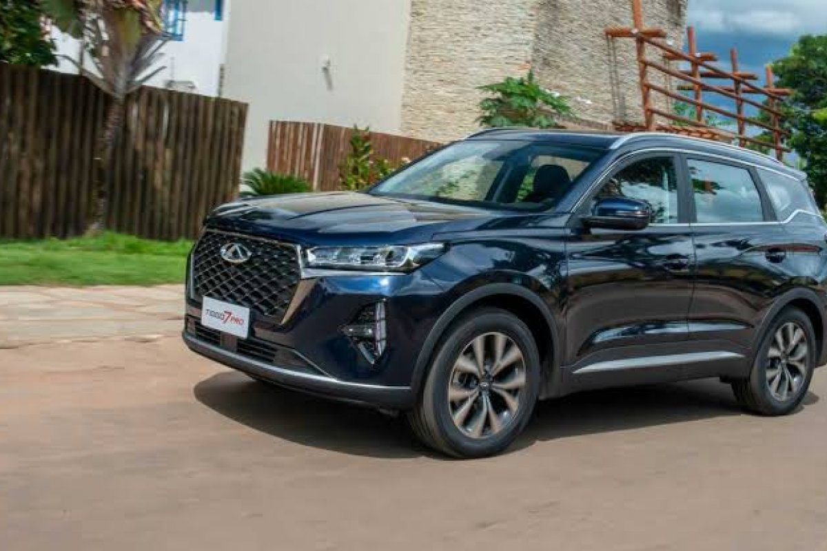 Tiggo 7 ganha controle de Cruzeiro adaptativo em nova versão