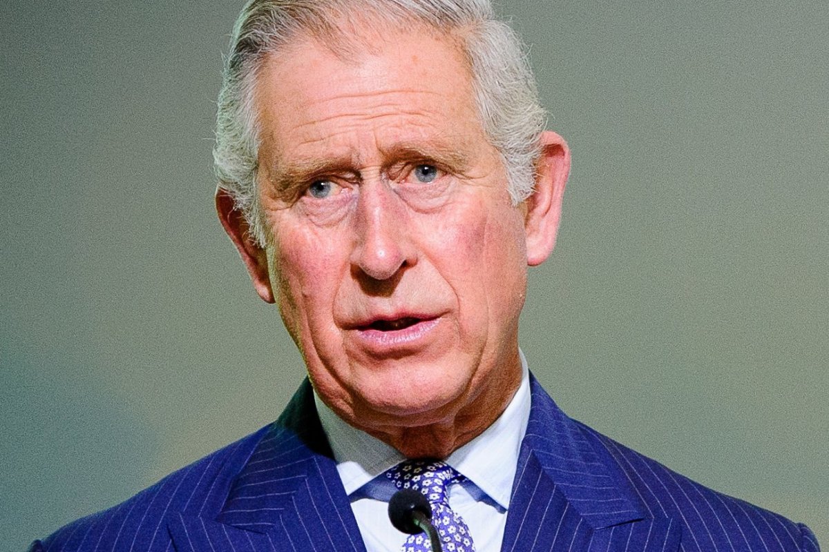 Confira o pronunciamento oficial do Rei Charles após morte de Elizabeth II