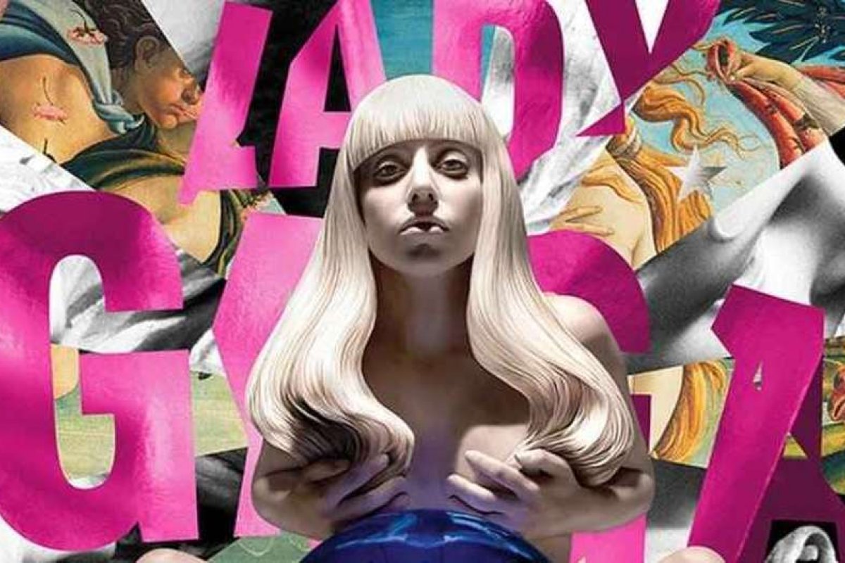Lady Gaga faz pouco caso do disco Art Pop e fãs a criticam