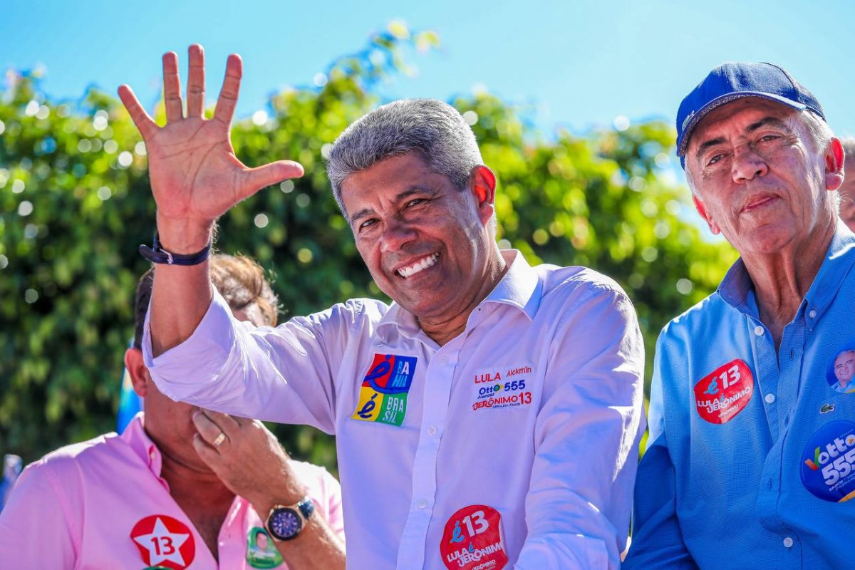 “Tudo que o povo de Calculé sonhou chegou com Rui Costa", disse Jerônimo no Sertão Produtivo