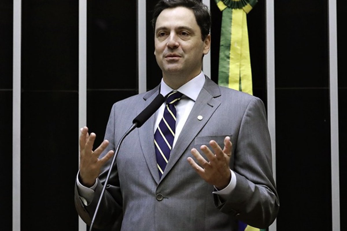 Deputado descendente de D. Pedro I diz que imperador ficaria "maravilhado" com último 7 de Setembro