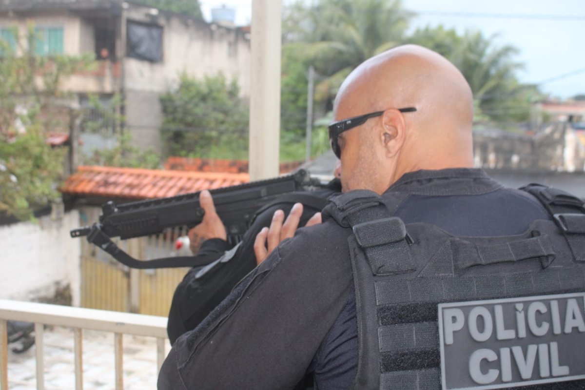 Suspeito de matar três pessoas em Santo Antônio de Jesus (BA) tem mandado cumprido