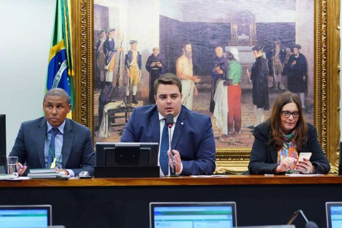 CCJ da Câmara retoma reunião para discutir PEC da prisão em 2ª instância