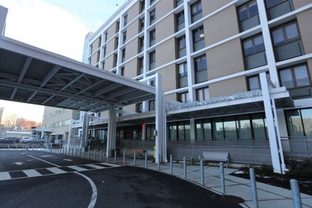 Idosa morre após sentir dor no ombro e descobrir câncer de pulmão em estágio terminal