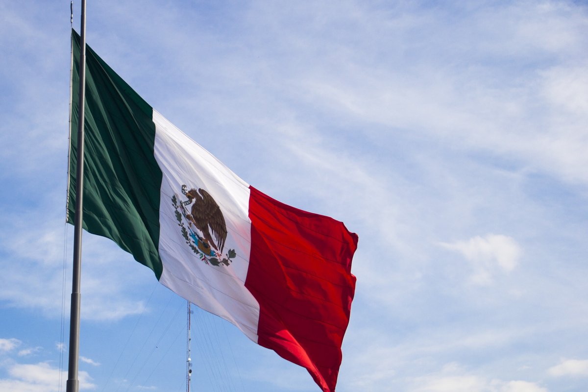 México: general é preso por suspeita de envolvimento no desaparecimento de 43 alunos em 2014