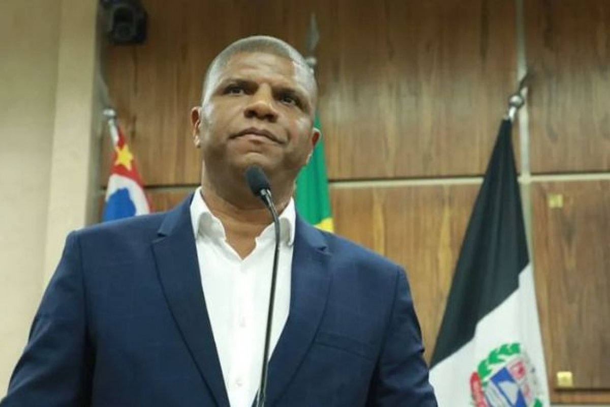 Ex-jogador do Flamengo, vereador Whelliton Silva é acusado de estupro