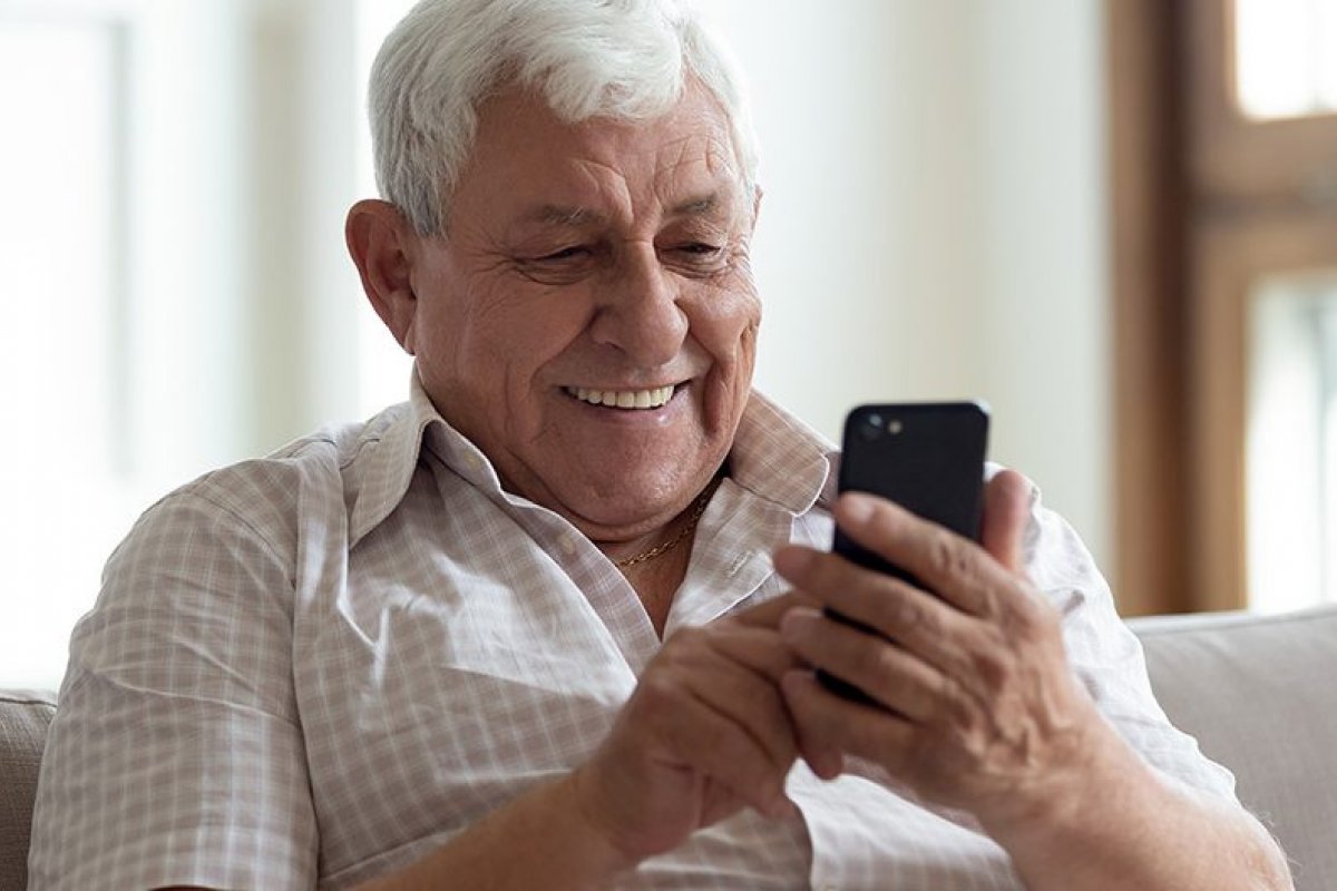 Pandemia: número de idosos com acesso a internet cresceu 43,6% na Bahia, segundo IBGE