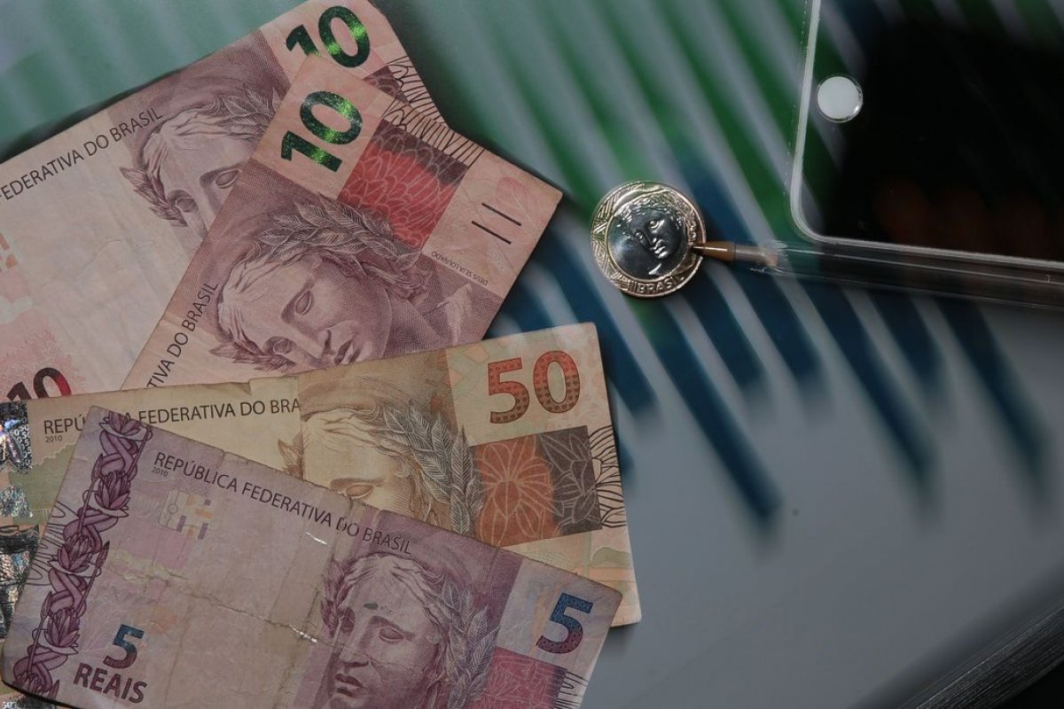 Inflação dos serviços perde força e tem o menor nível em nove meses, aponta IBGE