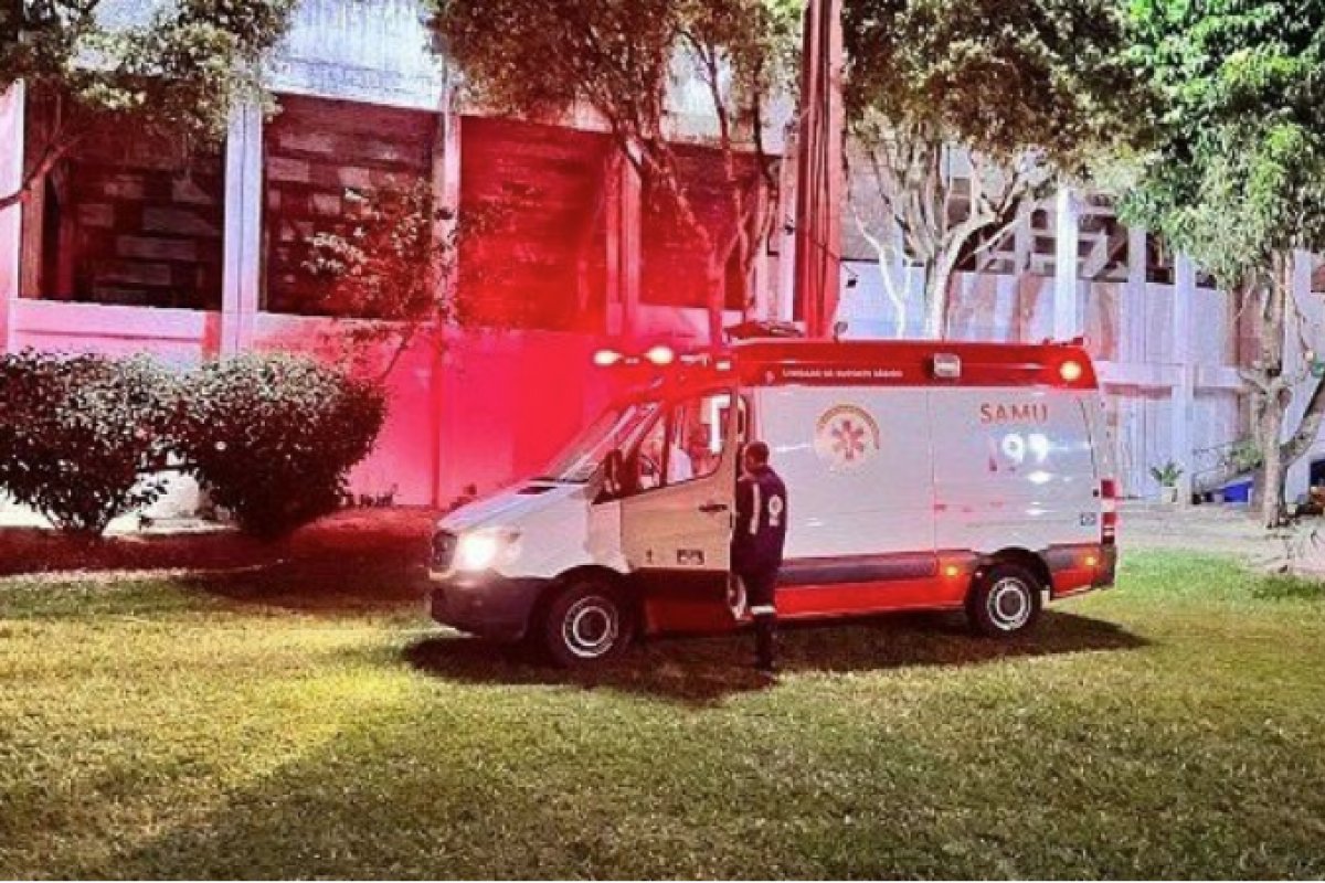 Torcedor morre em estádio após sofrer infarto enquanto assistia treino de time no interior da Bahia