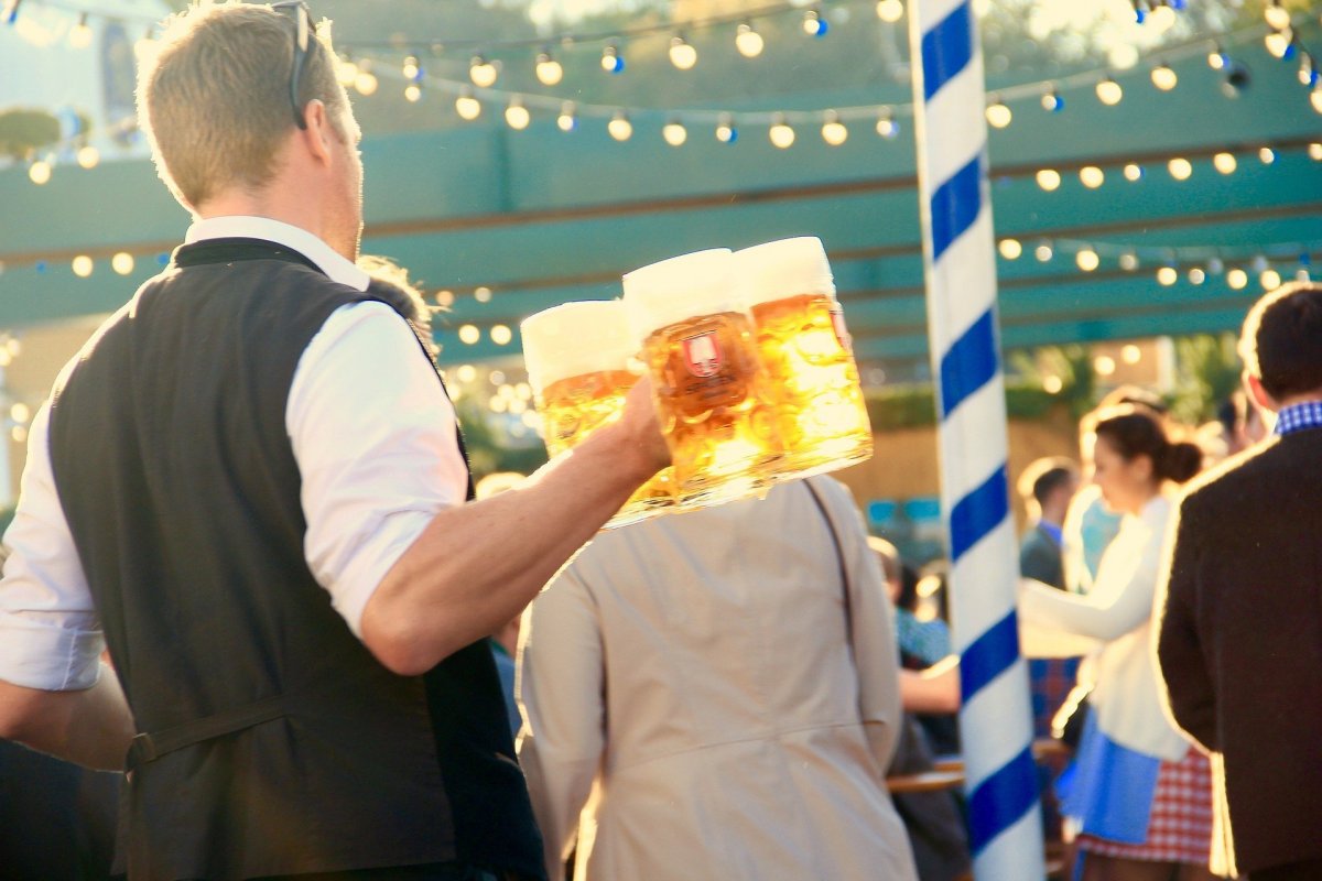 Oktoberfest: evento de cerveja é retomado em Munique após dois anos de cancelamento