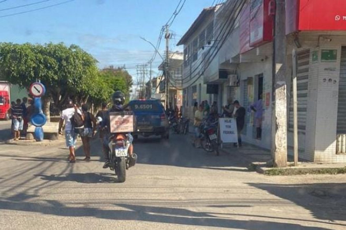 Homem é assassinado enquanto cortava cabelo em Feira de Santana