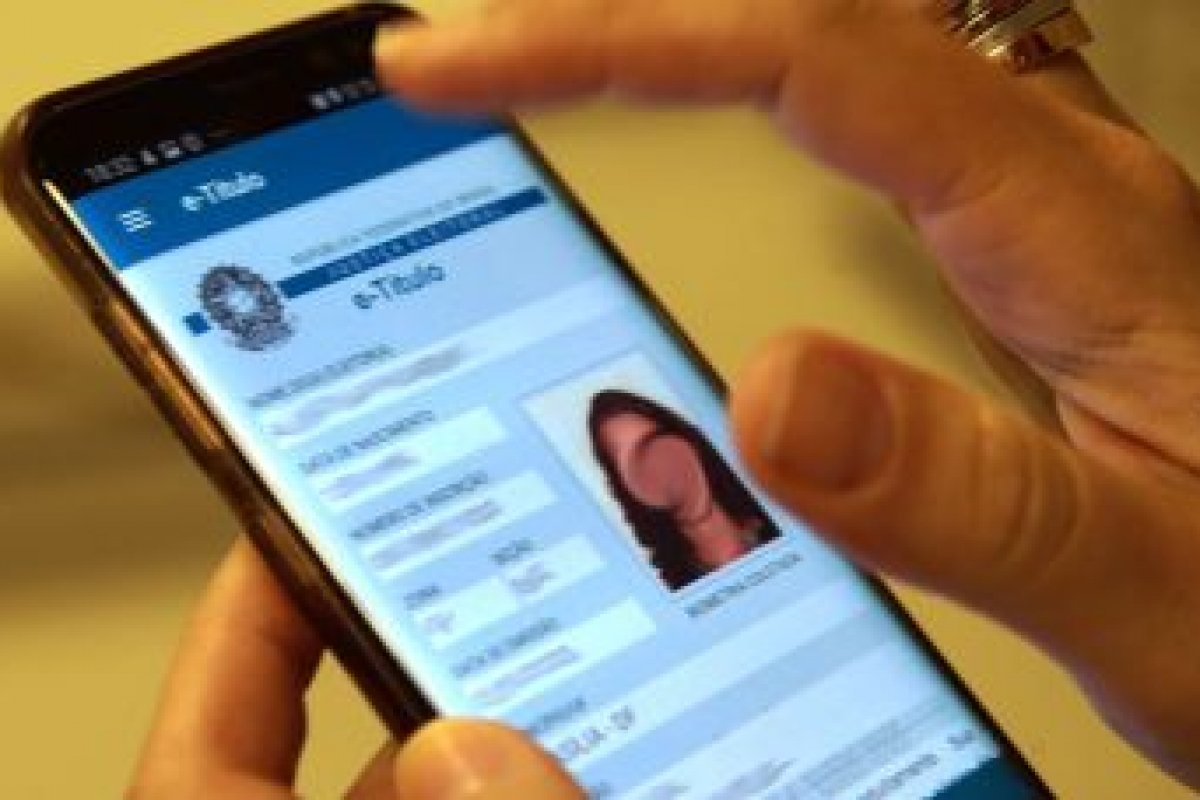 TSE orienta eleitores a baixar o aplicativo e-Título com antecedência