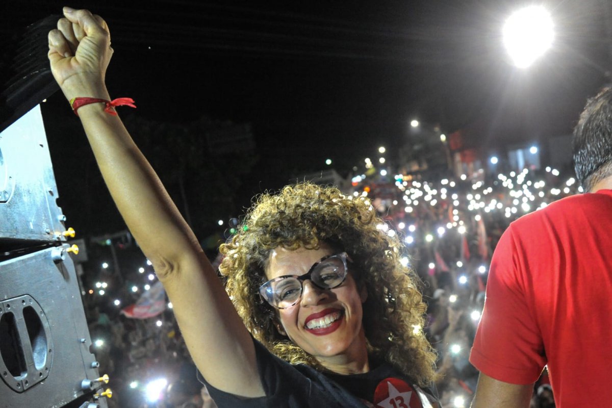 Candidata à deputada federal, Maria Marighella defende levante pela refundação do Brasil