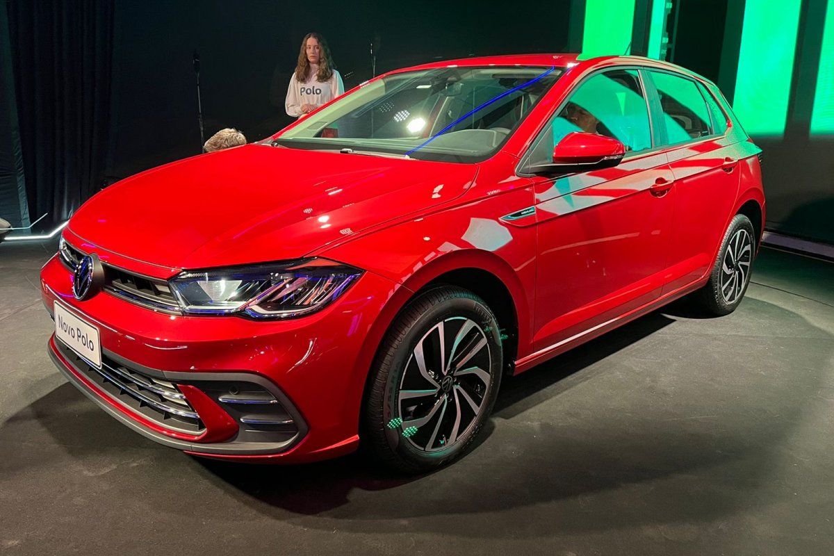 VW renova Polo que chega à linha 2023 em 4 versões a partir de R$ 83 mil