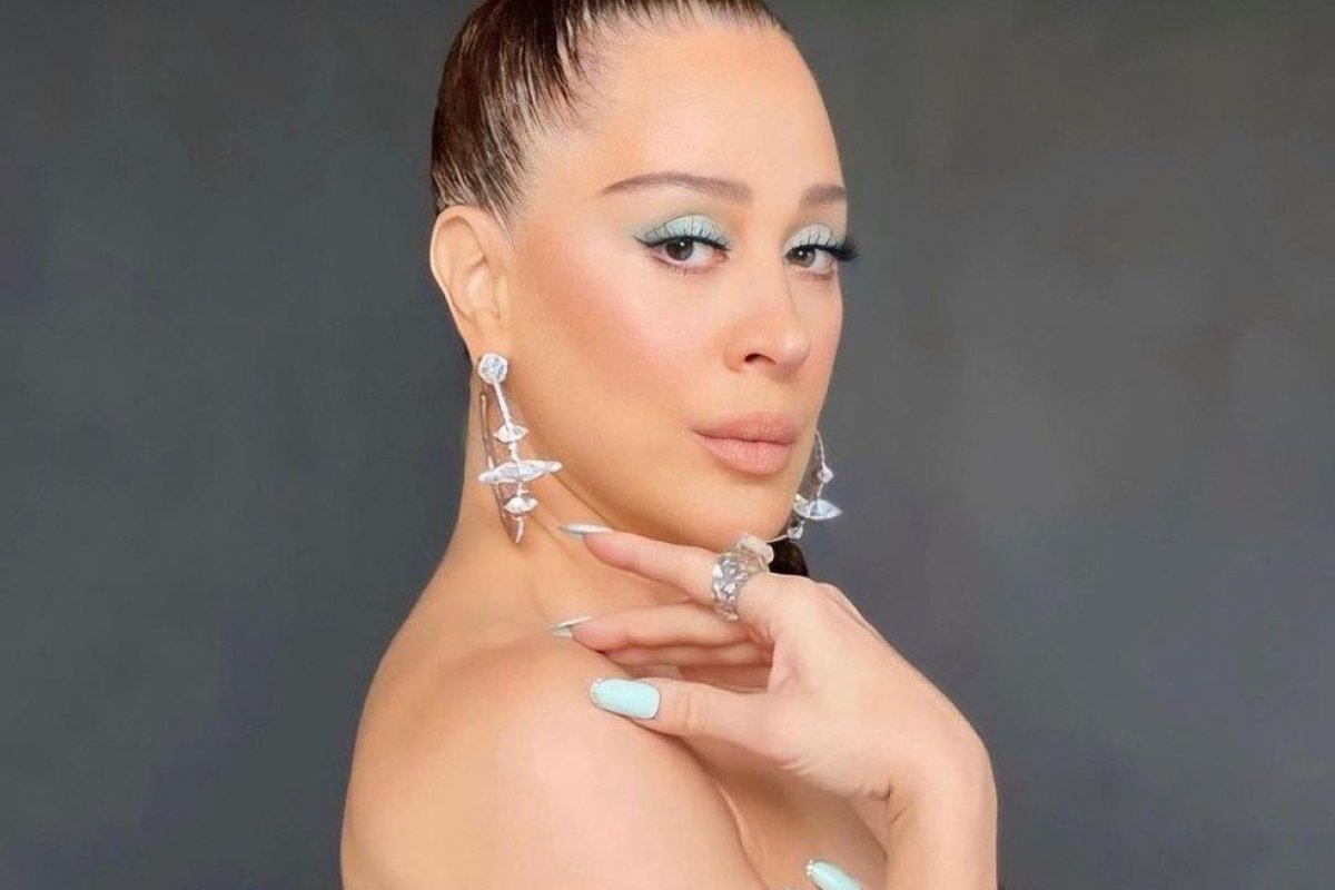 Aos 55 anos, Claudia Raia anuncia gravidez do 3º filho