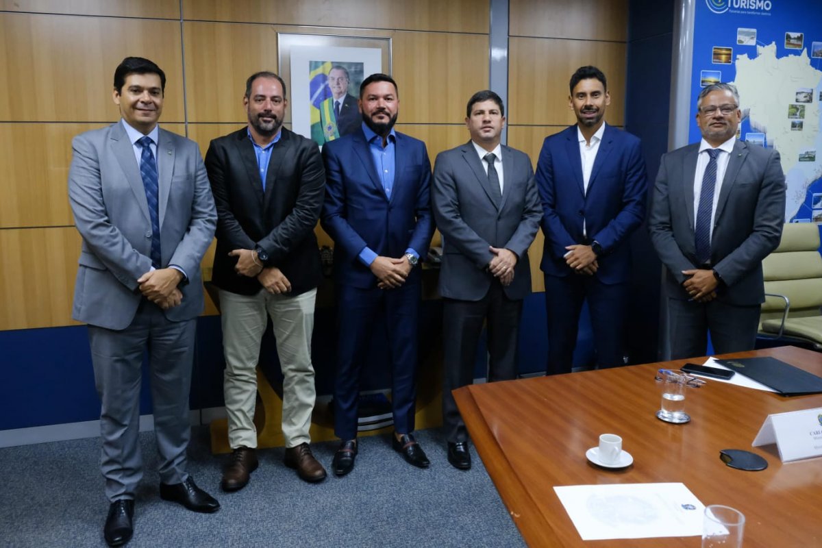Ministro do Turismo convida representantes da fintech Cash Pago para reunião em Brasília!