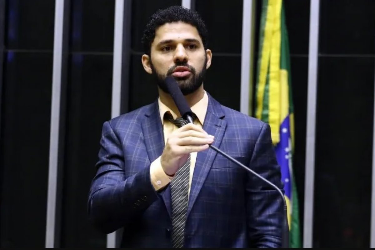 David Miranda desiste da candidatura à reeleição, afirma marido Glenn Greenwald