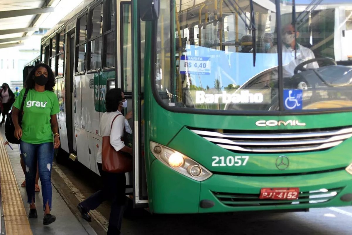 Salvador: Bruno Reis anuncia que, durante fase de testes, serviço do BRT será oferecido gratuitamente