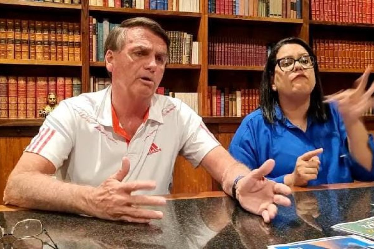 “Não podemos deixar a esquerda assumir”, diz Bolsonaro em apoio a candidatura de Hamilton Mourão