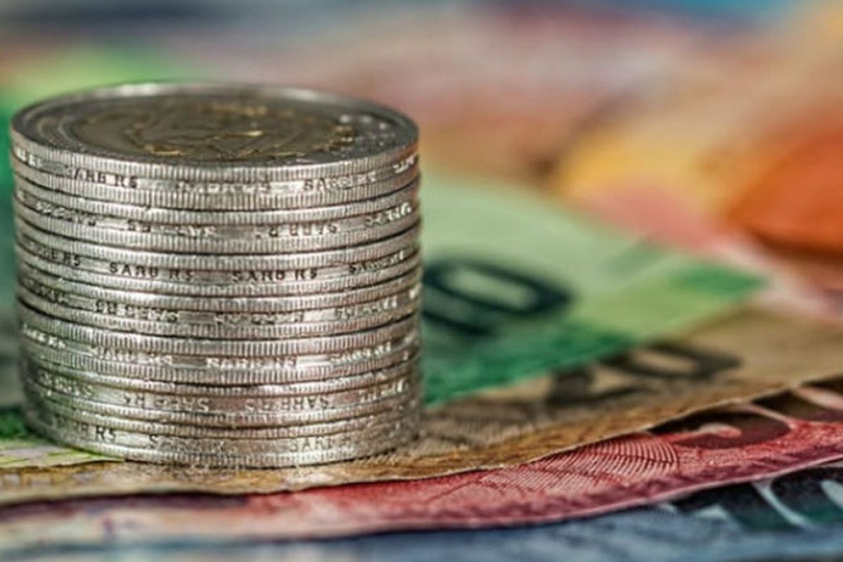 Economia global pode entrar em recessão em 2023, afirma pesquisa