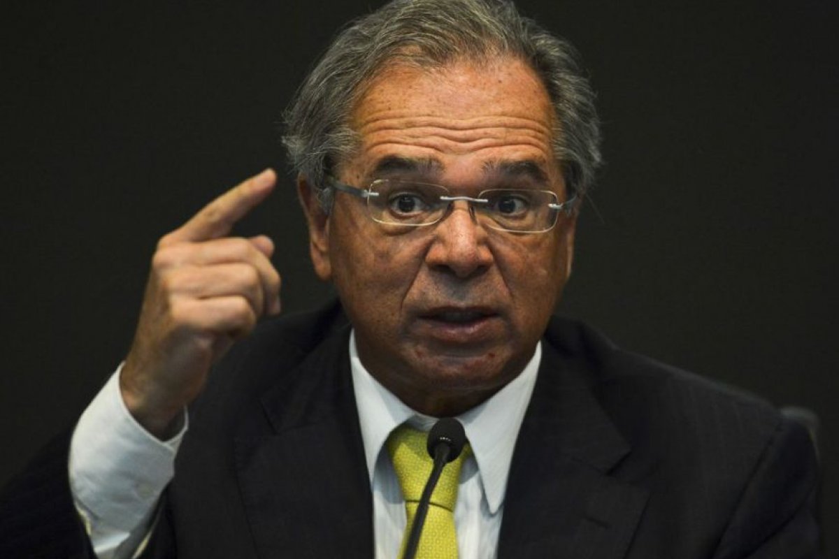 Ministro defende ampliação da economia e cita livre comércio com China