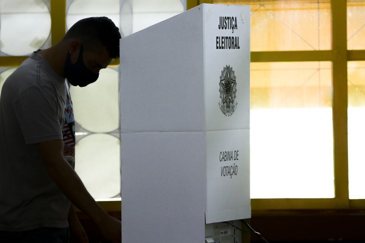 Datafolha: 11% dos eleitores admitem recorrer ao voto útil no 1º turno