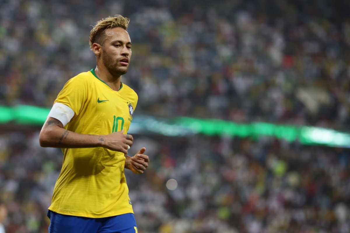 Após exames, Neymar é cortado da Seleção e está fora da Copa América