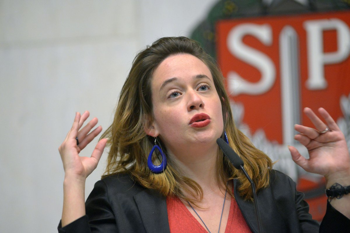 Homem suspeito de assediar deputada Isa Penna é preso em Botucatu