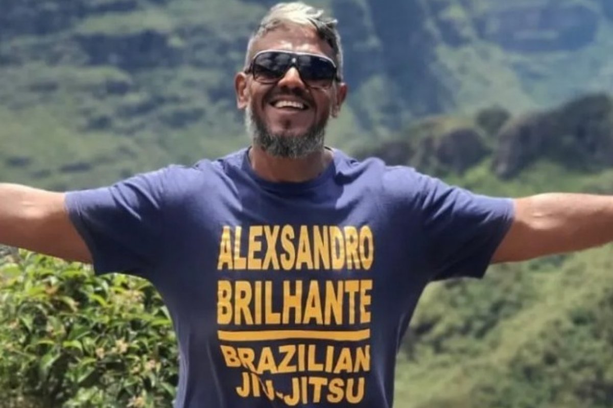 Polícia apura causa da morte de professor de jiu-jitsu após queda de bicicleta na Bahia