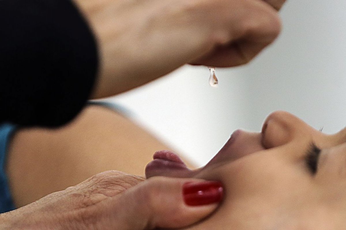 Poliomielite: campanha nacional de vacinação termina nesta sexta-feira (30)