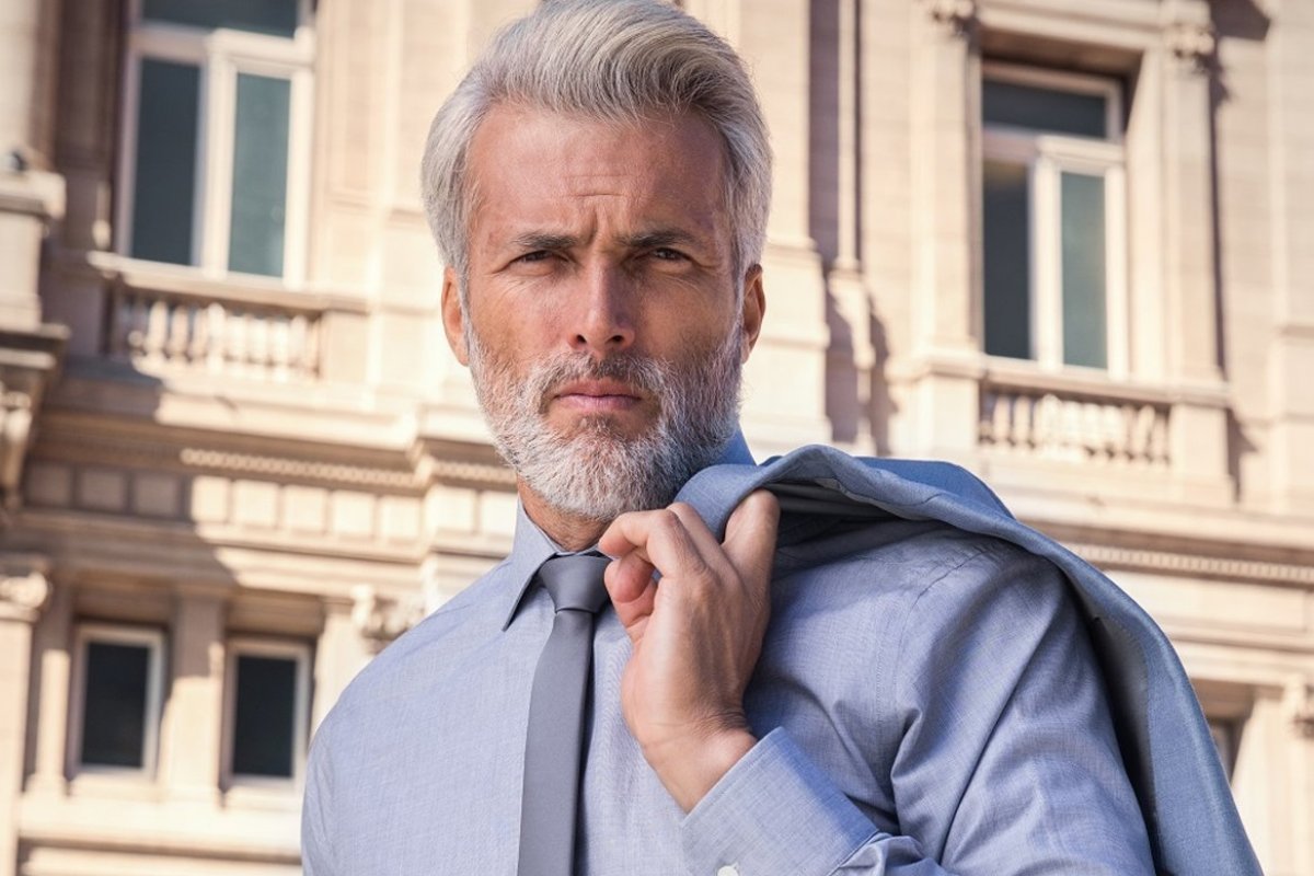 Marca de camisaria premium, lança e-commerce