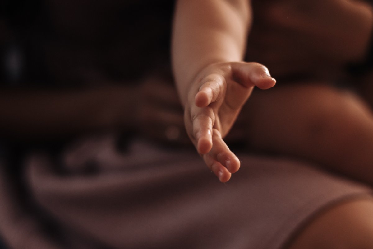 Bebê morre afogado em balde dentro de casa na Paraíba