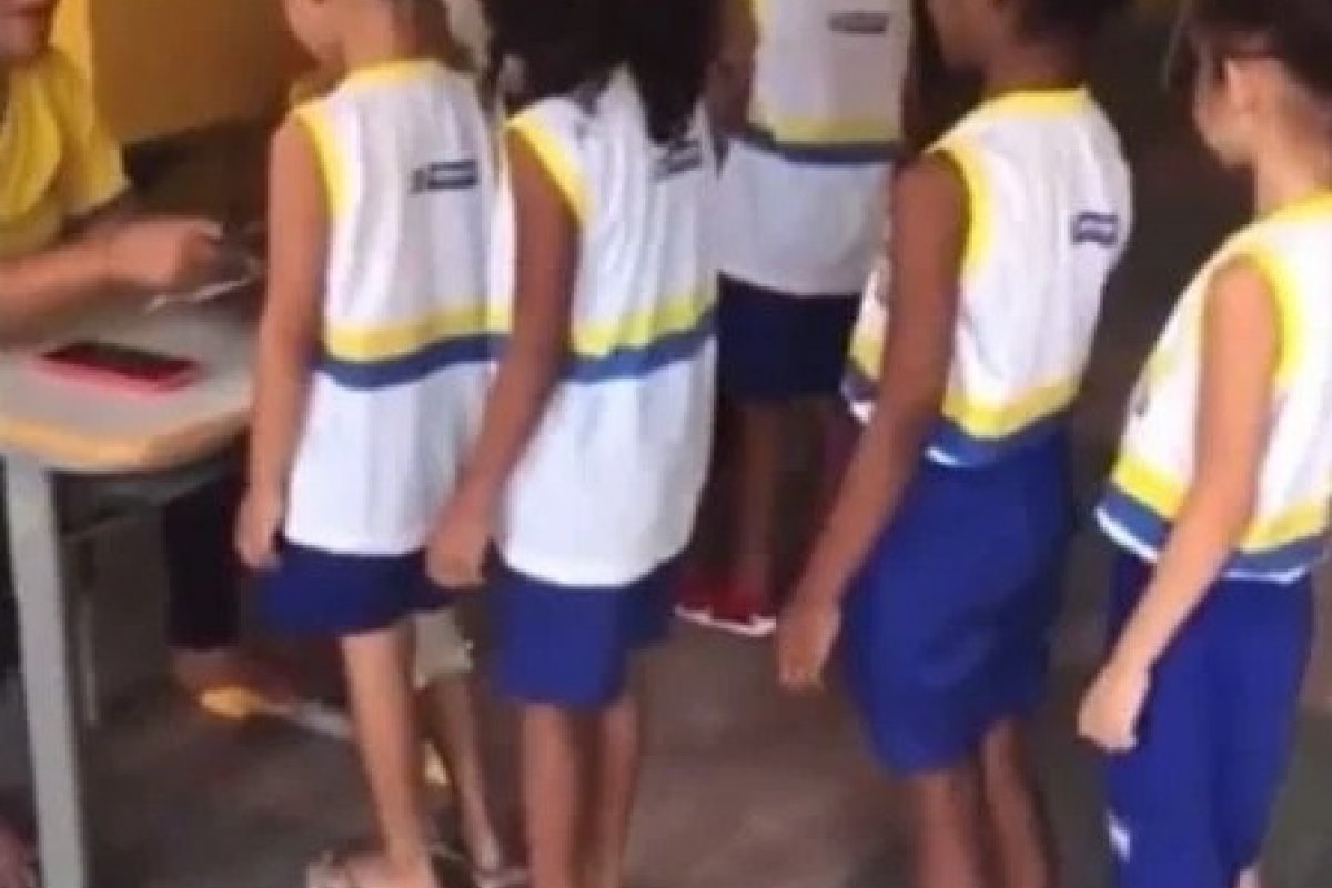 Vídeo: creche simula eleição e professora critica voto de crianças em Bolsonaro