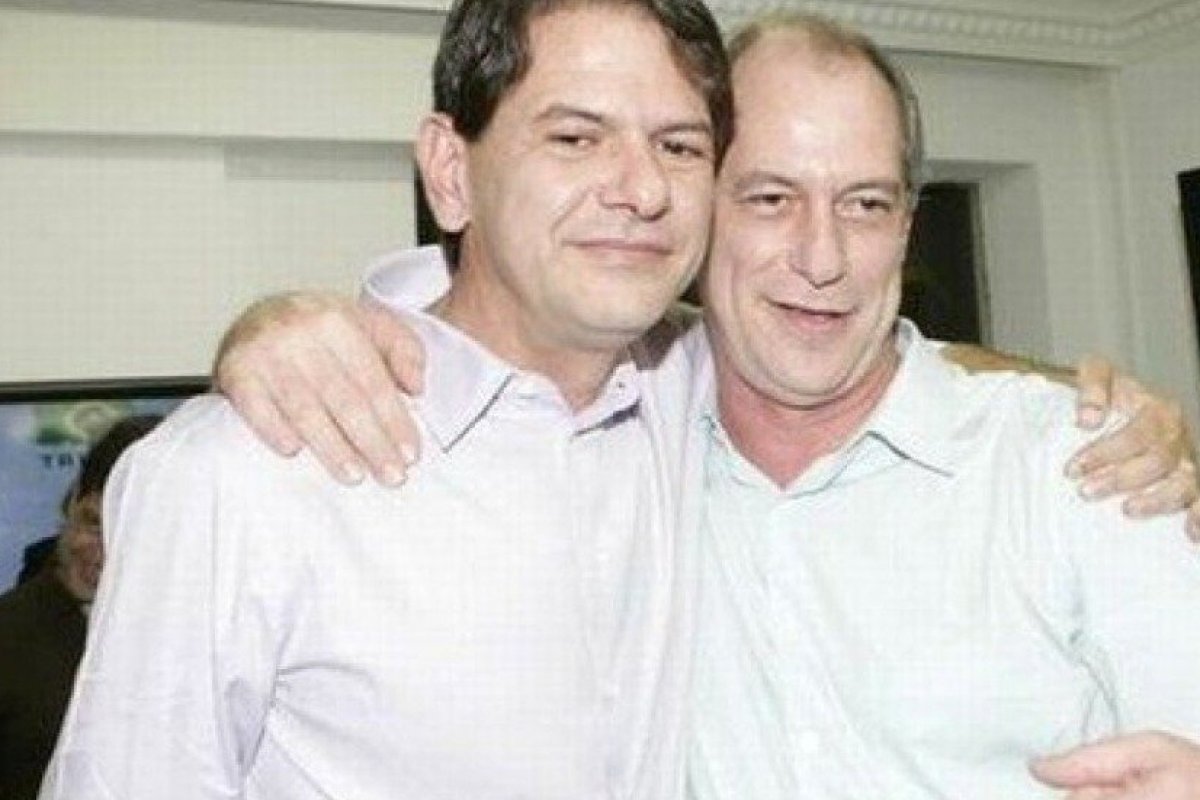 Ciro Gomes rompe com o irmão e perde força no Ceará