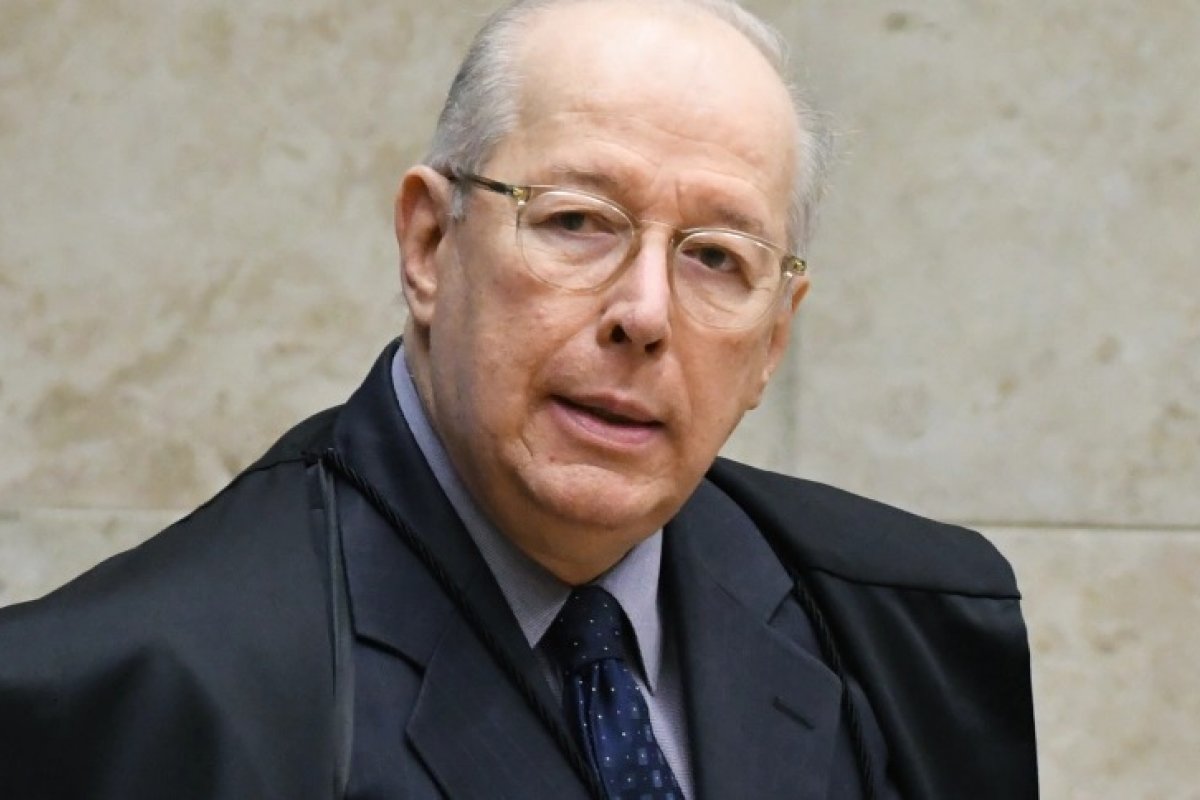 Celso de Mello declara voto em Lula e critica Bolsonaro