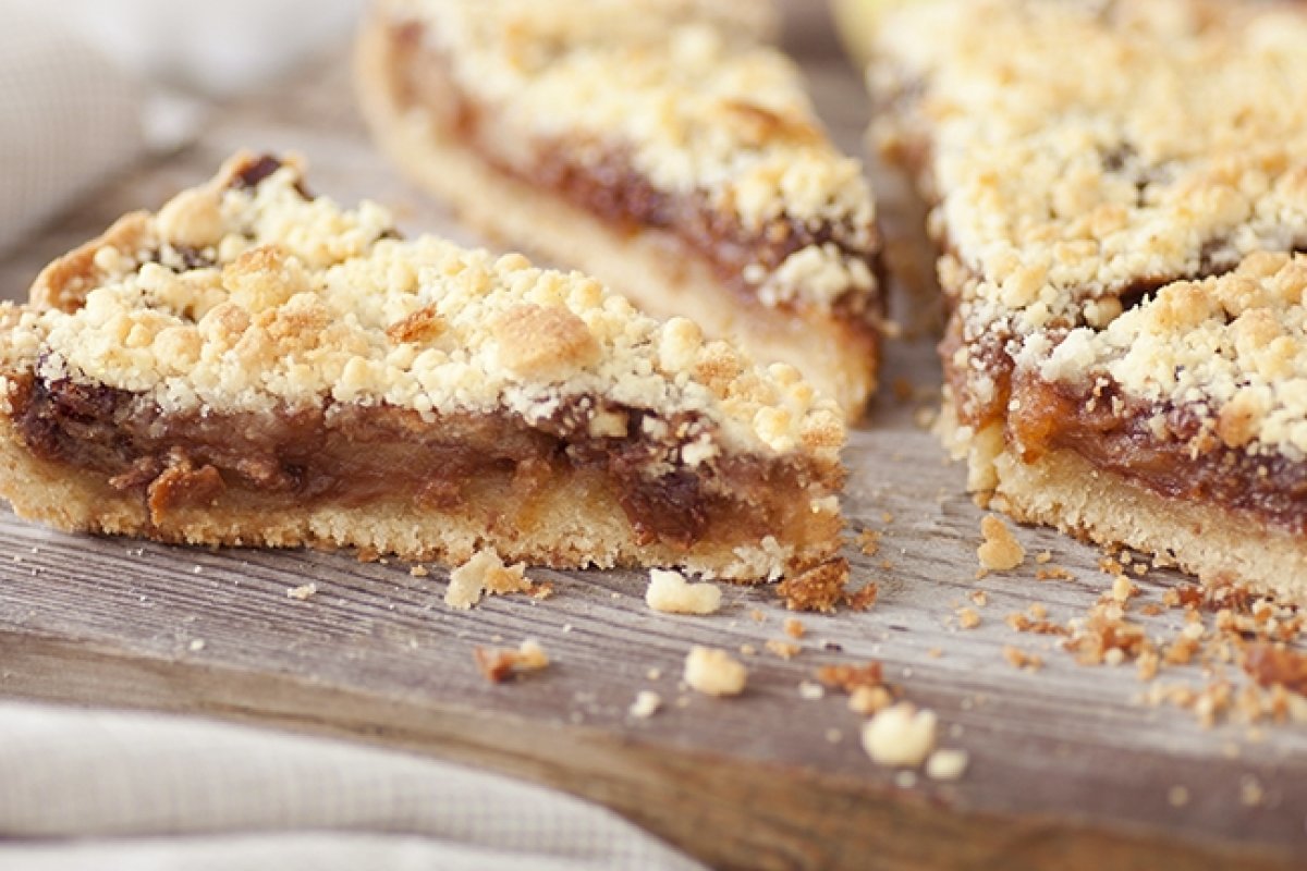 Sobremesa de domingo: Aprenda a fazer uma deliciosa Torta de Maçã!