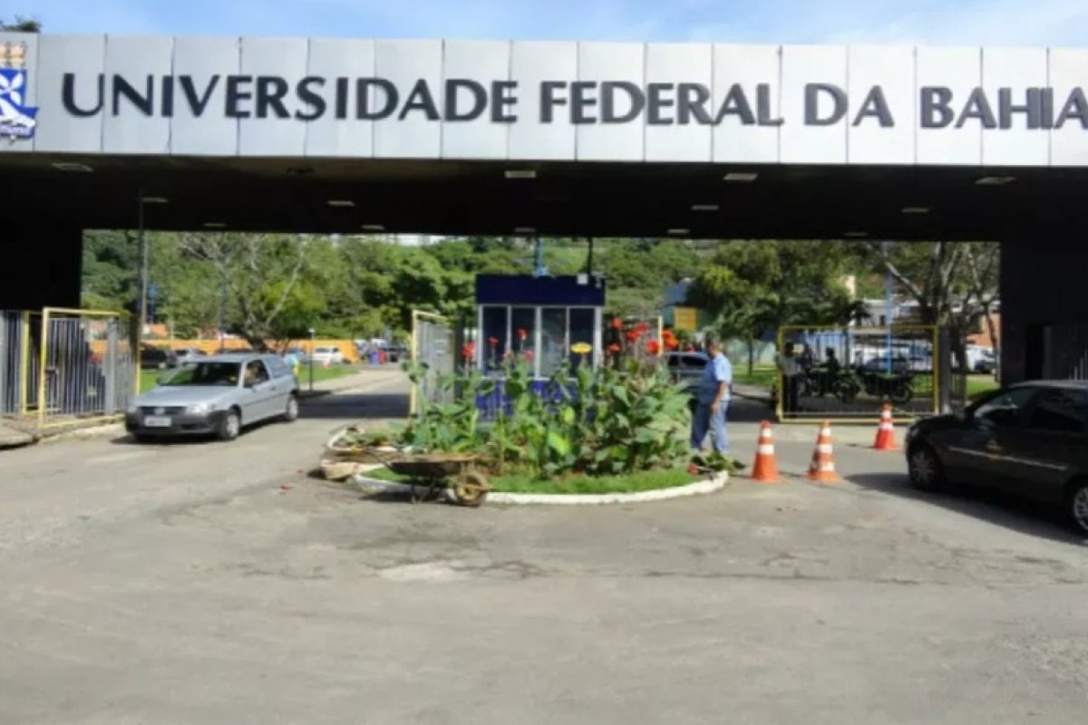 Estudantes e funcionários da UFBA passam mal após almoçar no restaurante da universidade