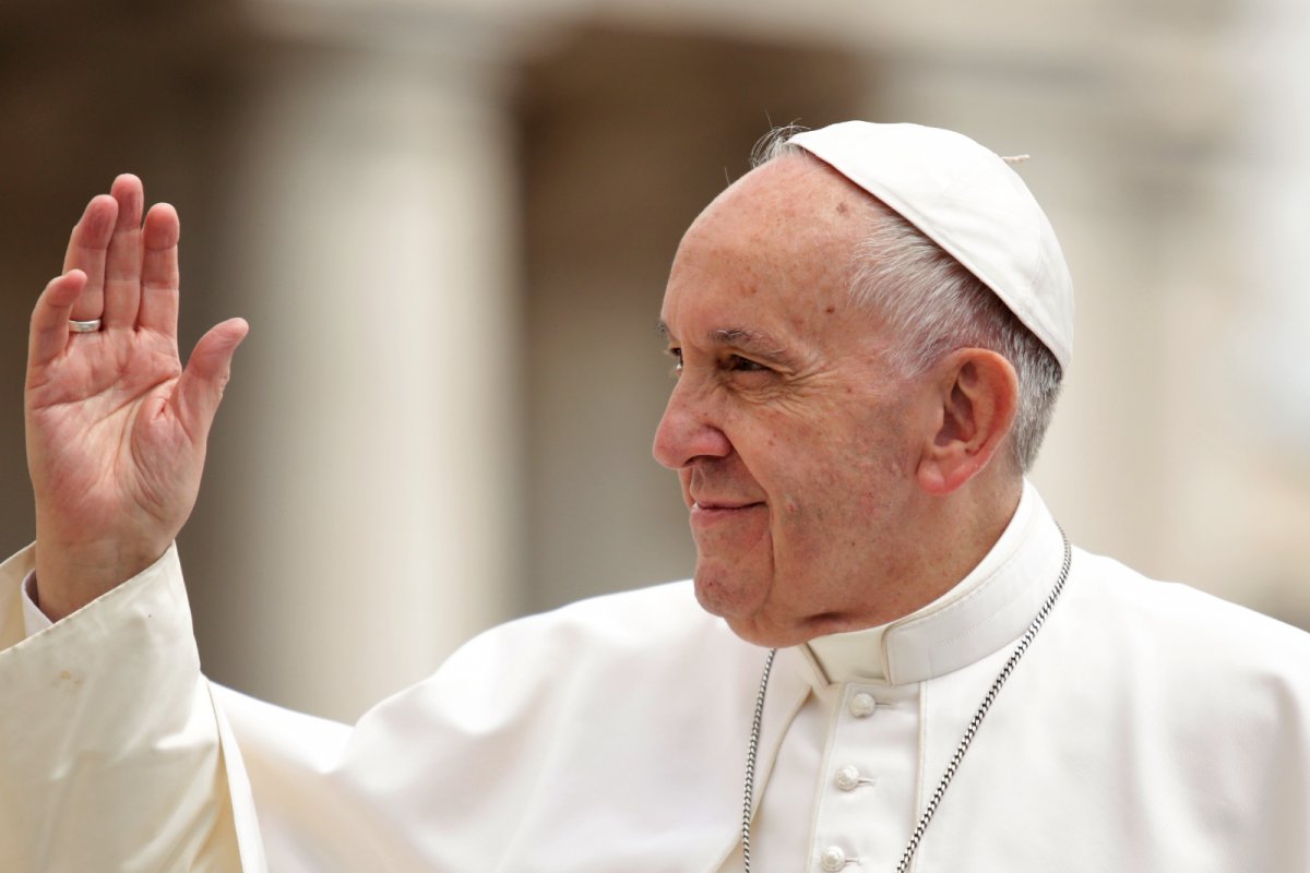 Papa Francisco implora pelo fim da guerra na Ucrânia