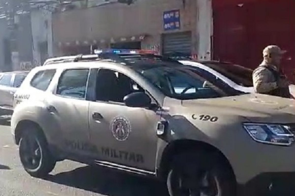 PM impede roubo de carro na Av. Joana Angélica, em Salvador