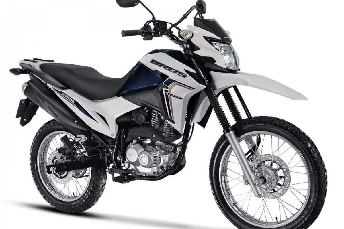 Honda Bros chega à linha 2023 com mudanças pontuais e preço de R$ 17 mil